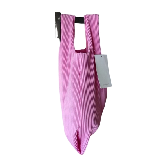 NWT COS Pink Pleated Recycle Polyester Tote Bag‎ - Picture 2 of 8